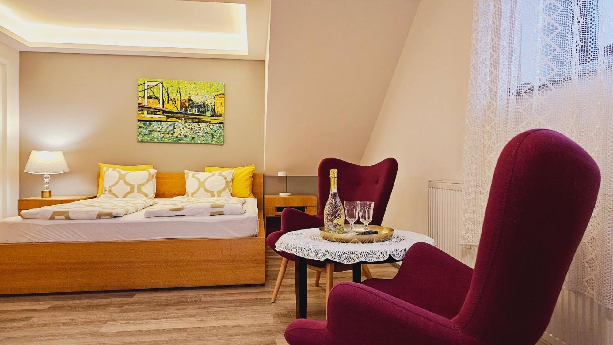 Budasmile Appartment At Buda Castle - Aircon & Free Parking บูดาเปสต์ ภายนอก รูปภาพ